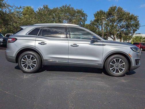 2020 Lincoln Nautilus Reserve