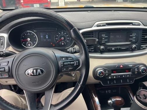 2016 Kia Sorento EX