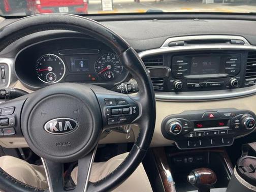 2016 Kia Sorento EX