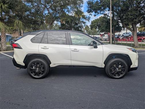2022 Toyota RAV4 Hybrid XSE