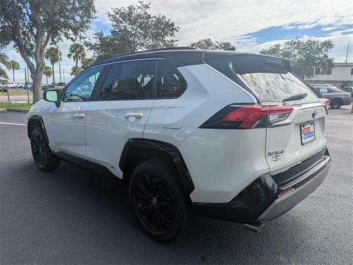 2022 Toyota RAV4 Hybrid XSE