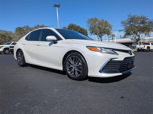 2023 Toyota Camry XLE