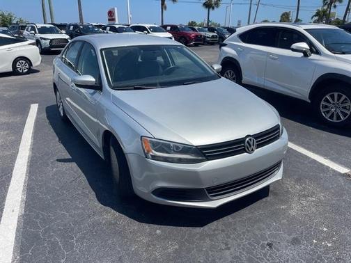 2013 Volkswagen Jetta SE