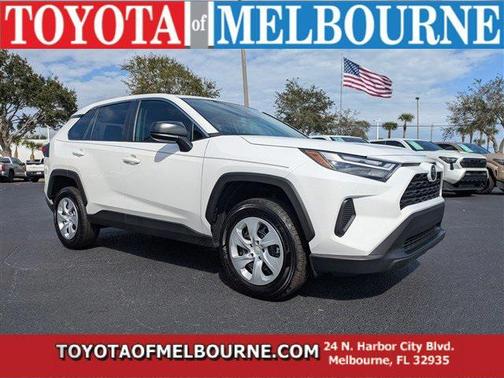 2025 Toyota RAV4 LE