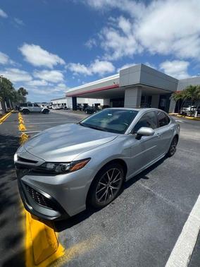 2024 Toyota Camry SE