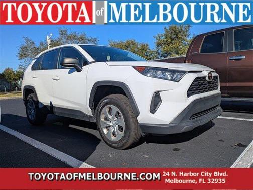2022 Toyota RAV4 LE