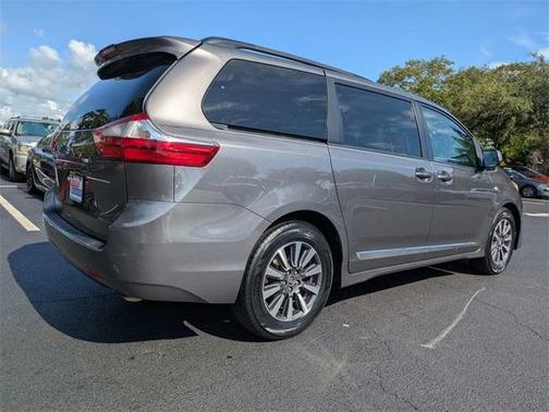 2019 Toyota Sienna Limited