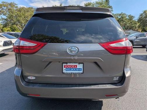 2019 Toyota Sienna Limited