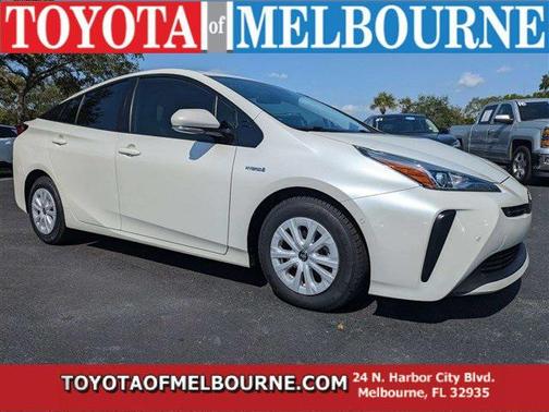 2019 Toyota Prius LE