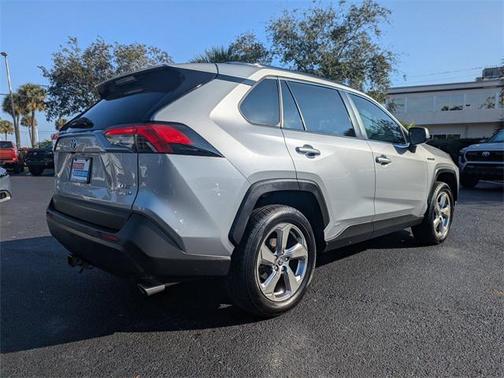 2021 Toyota RAV4 Hybrid XLE Premium