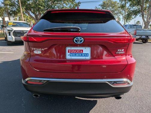 2021 Toyota Venza LE