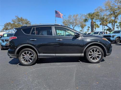 2017 Toyota RAV4 Hybrid Limited