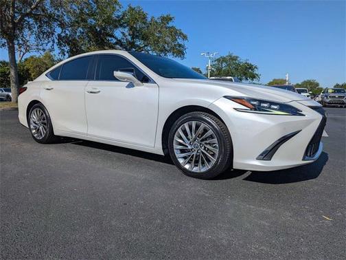 2022 Lexus ES 350 Ultra Luxury