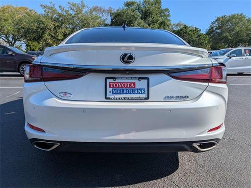 2022 Lexus ES 350 Ultra Luxury
