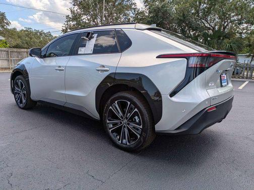 2025 Toyota bZ4X Limited