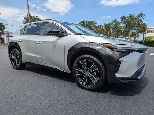 2025 Toyota bZ4X Limited