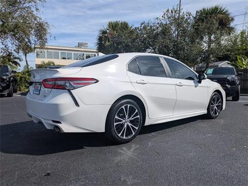 2019 Toyota Camry SE