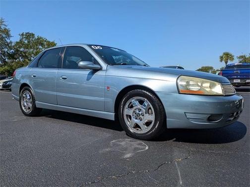 2005 Saturn L 300