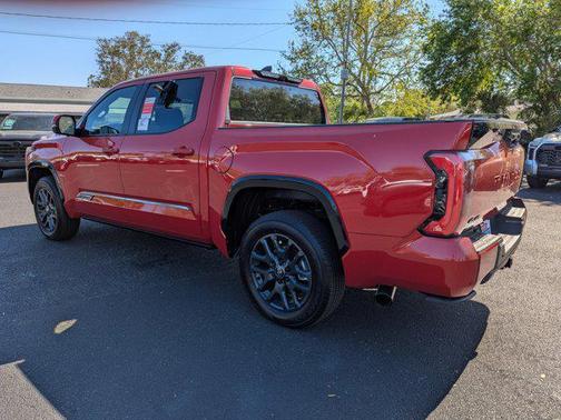 2025 Toyota Tundra Hybrid Platinum