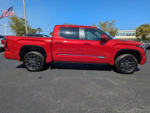 2025 Toyota Tundra Hybrid Platinum