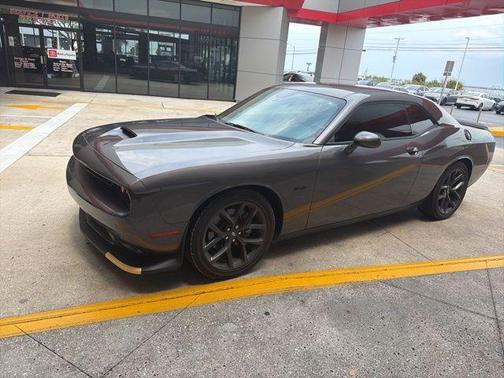 Granite Pearlcoat 2023 Dodge Challenger R/T