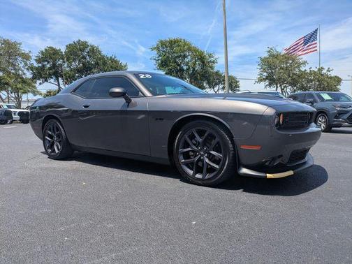 Granite Pearlcoat 2023 Dodge Challenger R/T