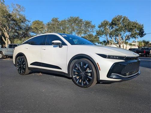 2024 Toyota Crown Platinum