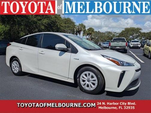 2021 Toyota Prius LE