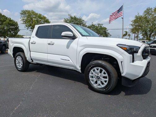 2025 Toyota Tacoma SR5