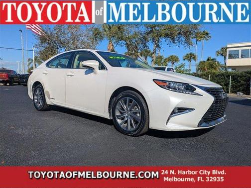 2016 Lexus ES 300h Base