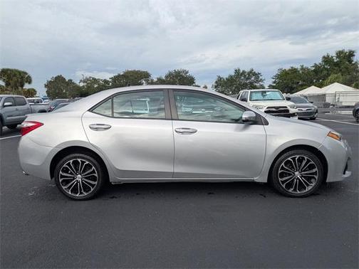 2015 Toyota Corolla S Plus