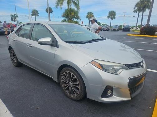 2015 Toyota Corolla S Plus