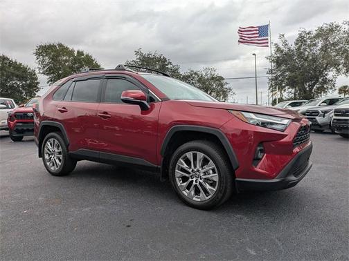 2025 Toyota RAV4 XLE Premium