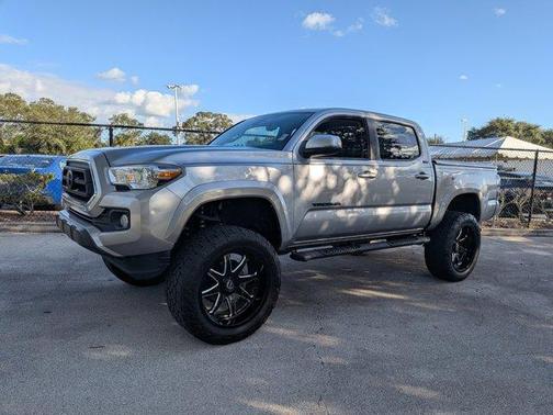 2022 Toyota Tacoma SR5