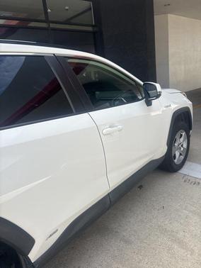 2019 Toyota RAV4 Hybrid LE