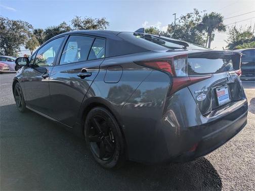2019 Toyota Prius LE