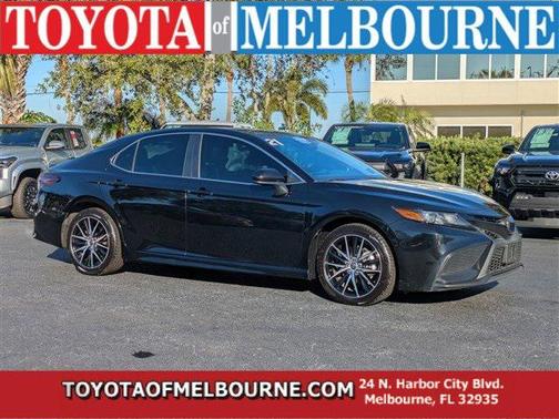 2021 Toyota Camry SE
