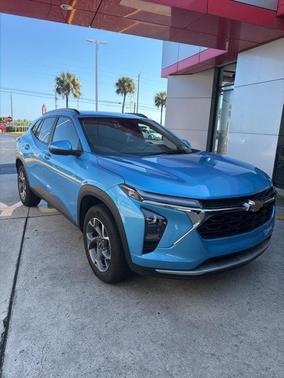 2025 Chevrolet Trax LT