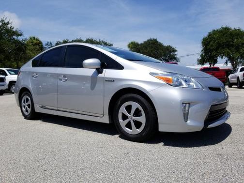 2013 Toyota Prius Two