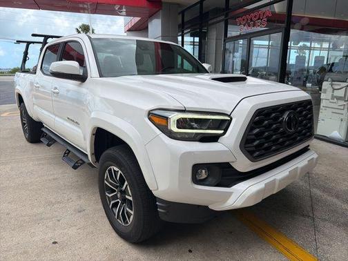 Super White 2021 Toyota Tacoma TRD Sport