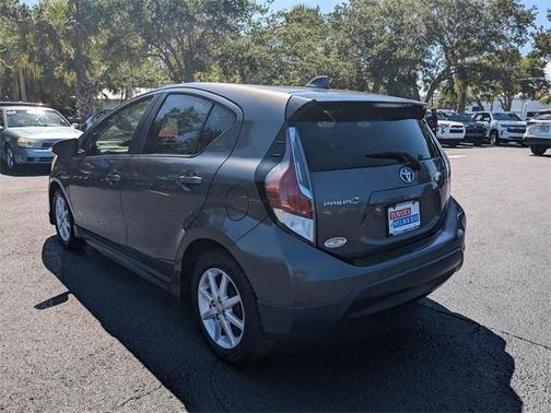 2017 Toyota Prius c One