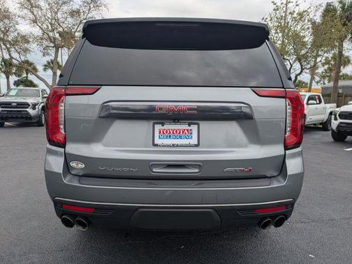 2023 GMC Yukon 4WD AT4