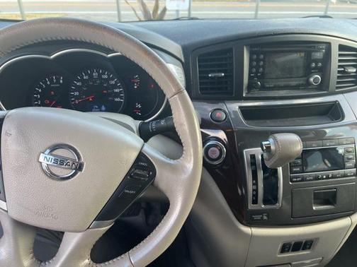 2011 Nissan Quest SL