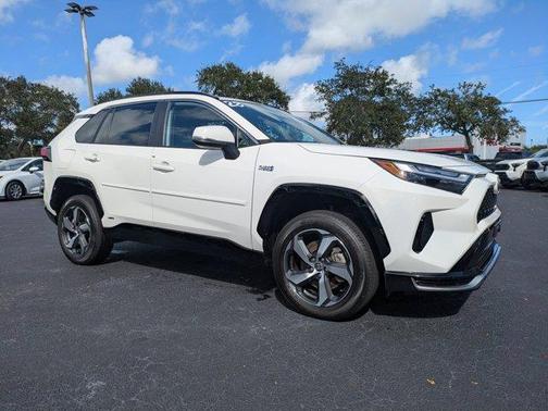 2023 Toyota RAV4 Prime SE