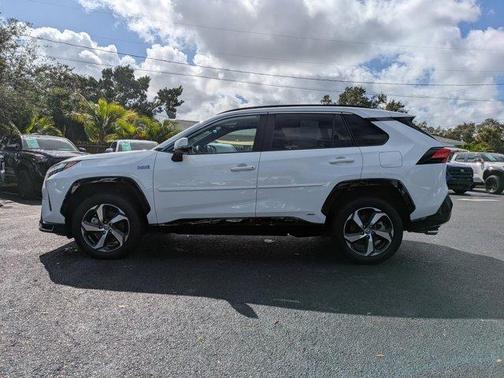 2023 Toyota RAV4 Prime SE