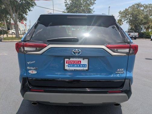 2023 Toyota RAV4 Hybrid XSE