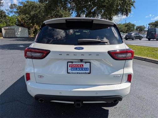 2023 Ford Escape ST-Line Elite