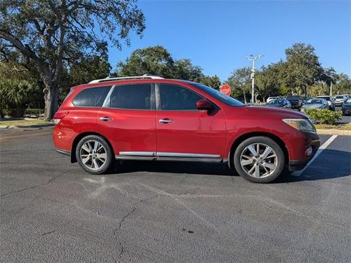 2014 Nissan Pathfinder Platinum