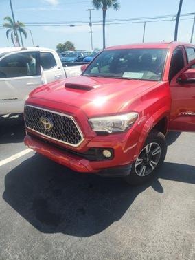 Barcelona Red Metallic 2019 Toyota Tacoma TRD Sport