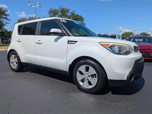 2016 Kia Soul Base